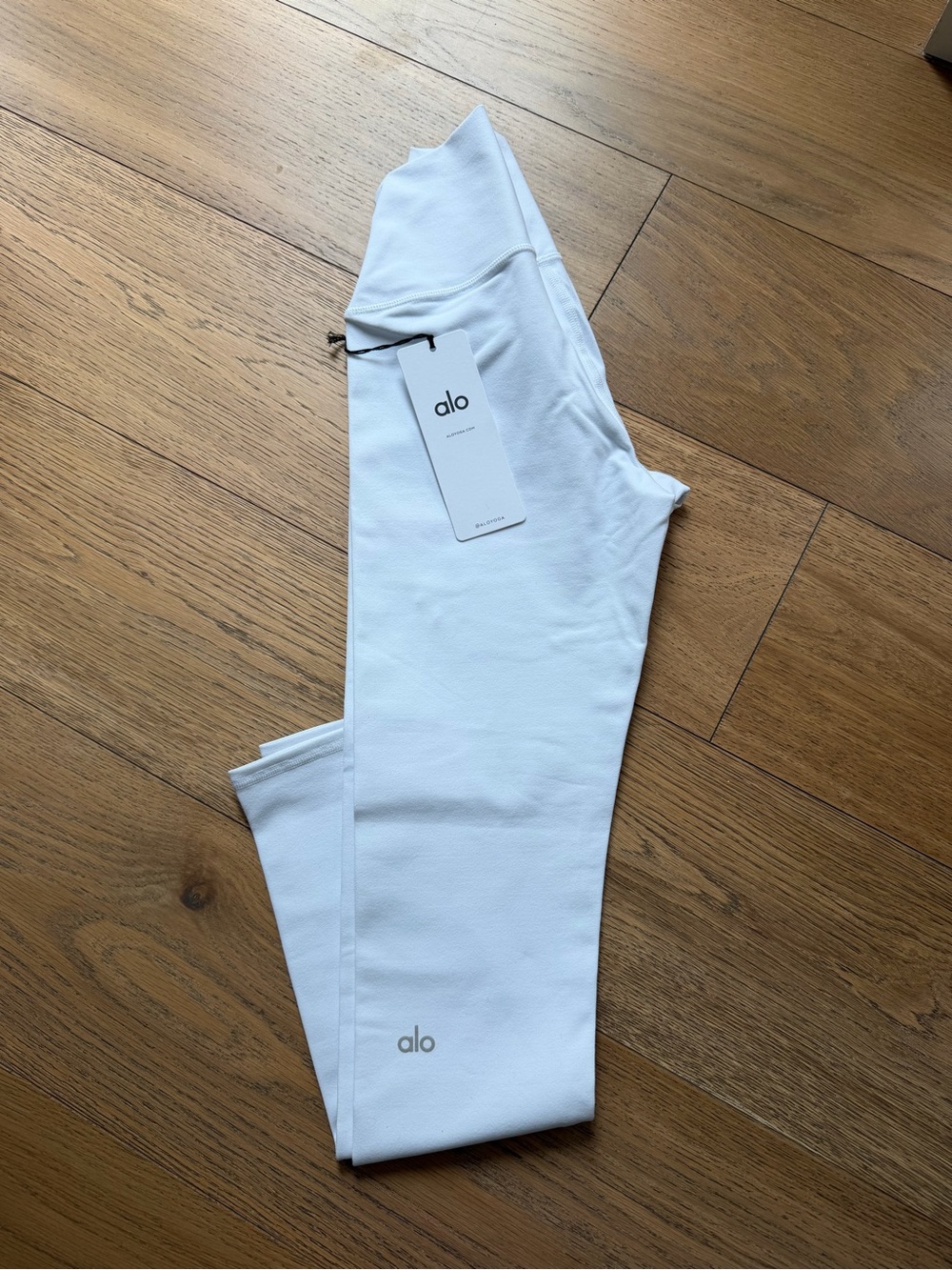 ALO Yoga White High-Waist Airbrush Legging